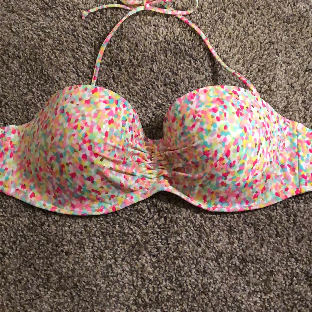 Victoria’s Secret bathing suit top - 34 DD